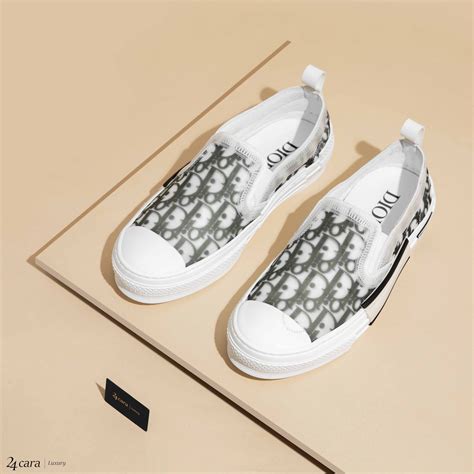 slip on dior